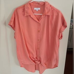 Women’s button down blouse size Large